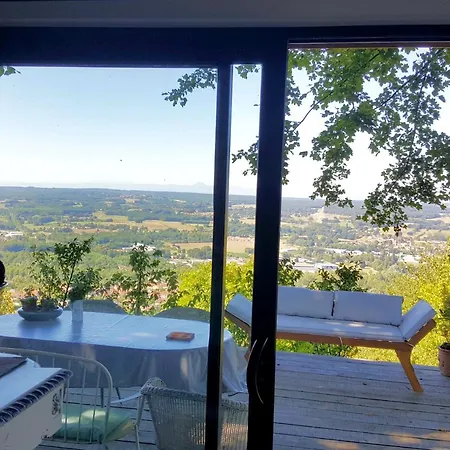 Lodge-belvedere Sur Les Hauteurs De Vichy