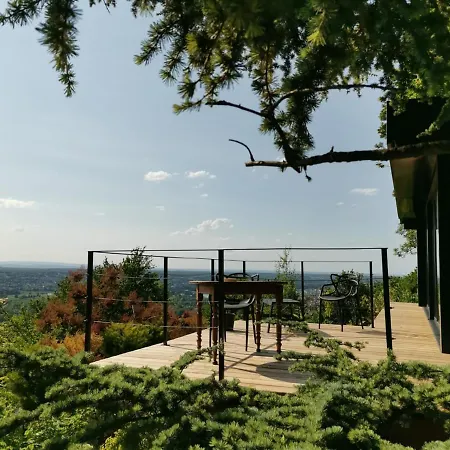 Lodge-bélvédere Sur Les Hauteurs De * Vichy